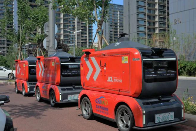 企业新闻第六代无人车技术发布！京东物流将规模化布局搭载大模型的智能配送车(图3)