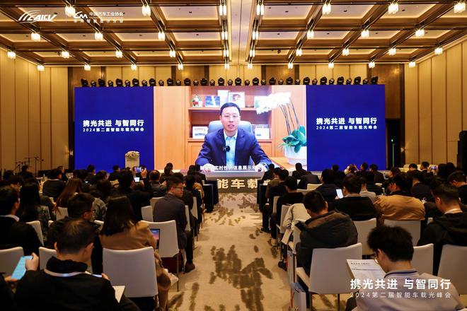 智驾商用元年华为一口气签了11家车载光合作伙伴(图11)
