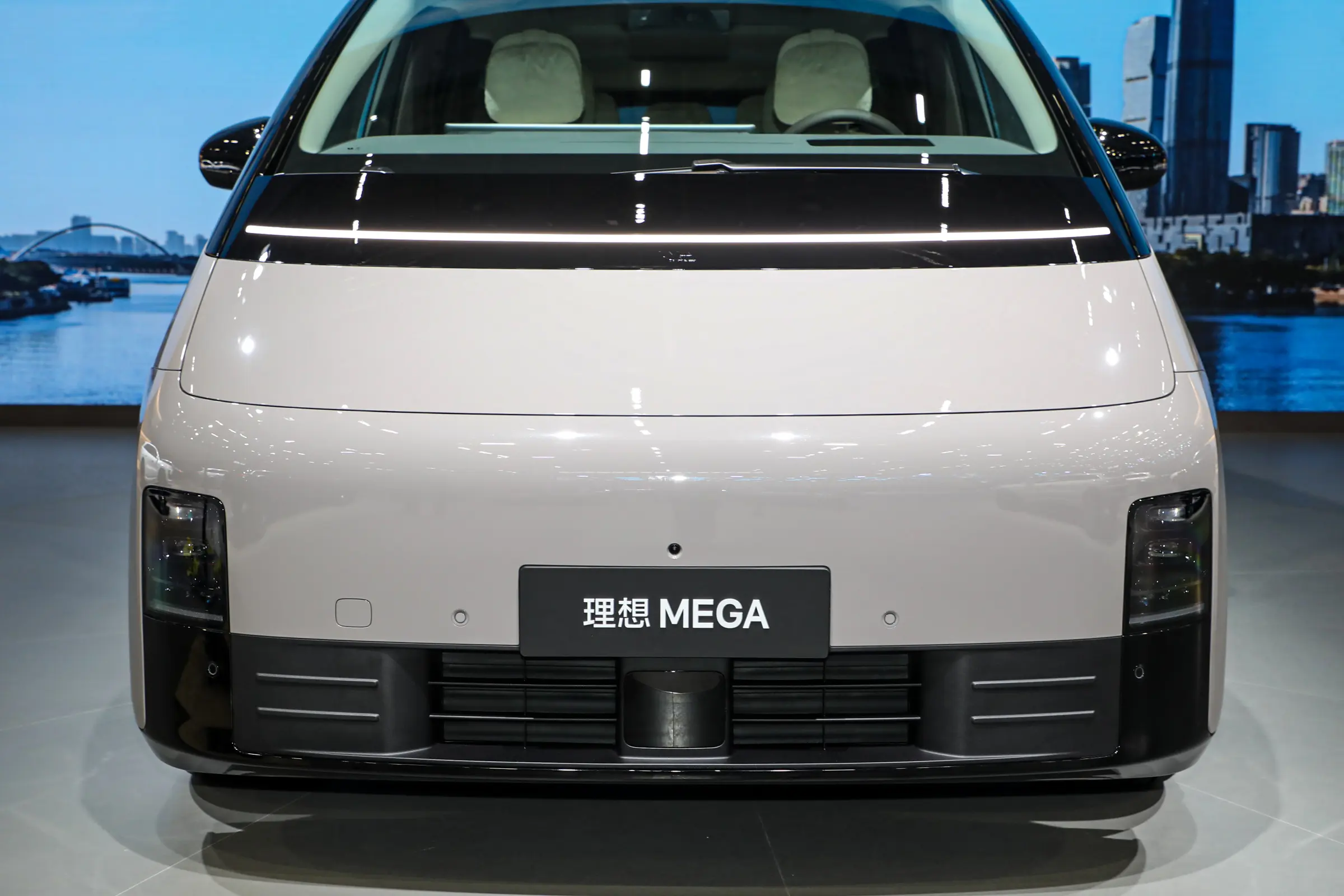 理想MEGA智驾焕新版申报图曝光圆润造型+智驾升级预计5月上市(图7)