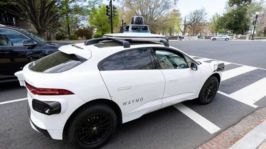 上海Robotaxi大跨步：允许主驾无人+收费运营(图3)