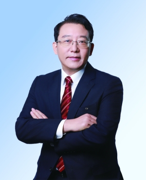 两会声音全国人大代表、广汽集团董事长冯兴亚：以“制度软实力”护航智能驾驶产业发展