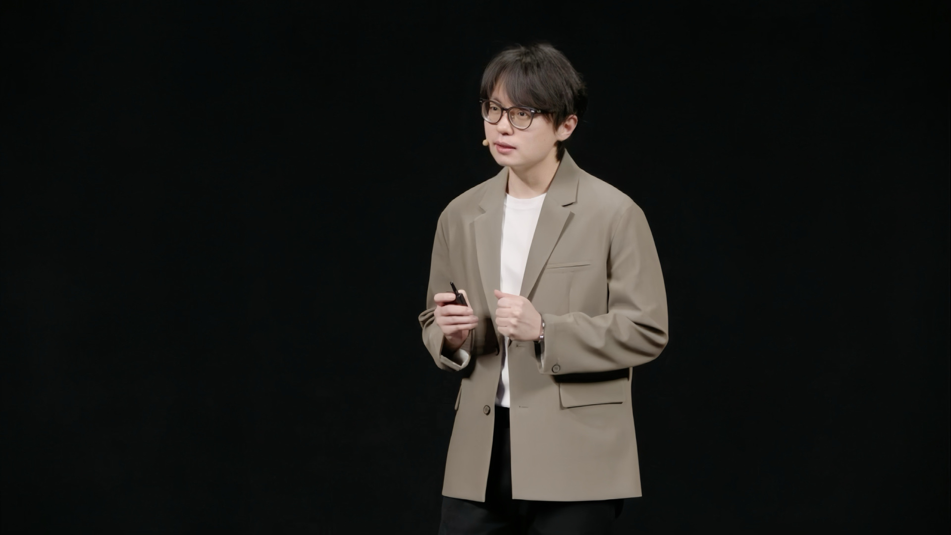 AI相对论①智能驾驶下半场：从“能跑”到“好用”还有多远？(图1)