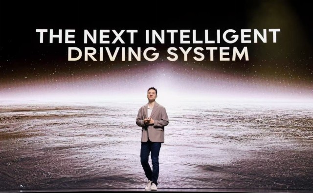 ASTROX全球首发开创未来出行机器人自动驾驶新范式(图1)